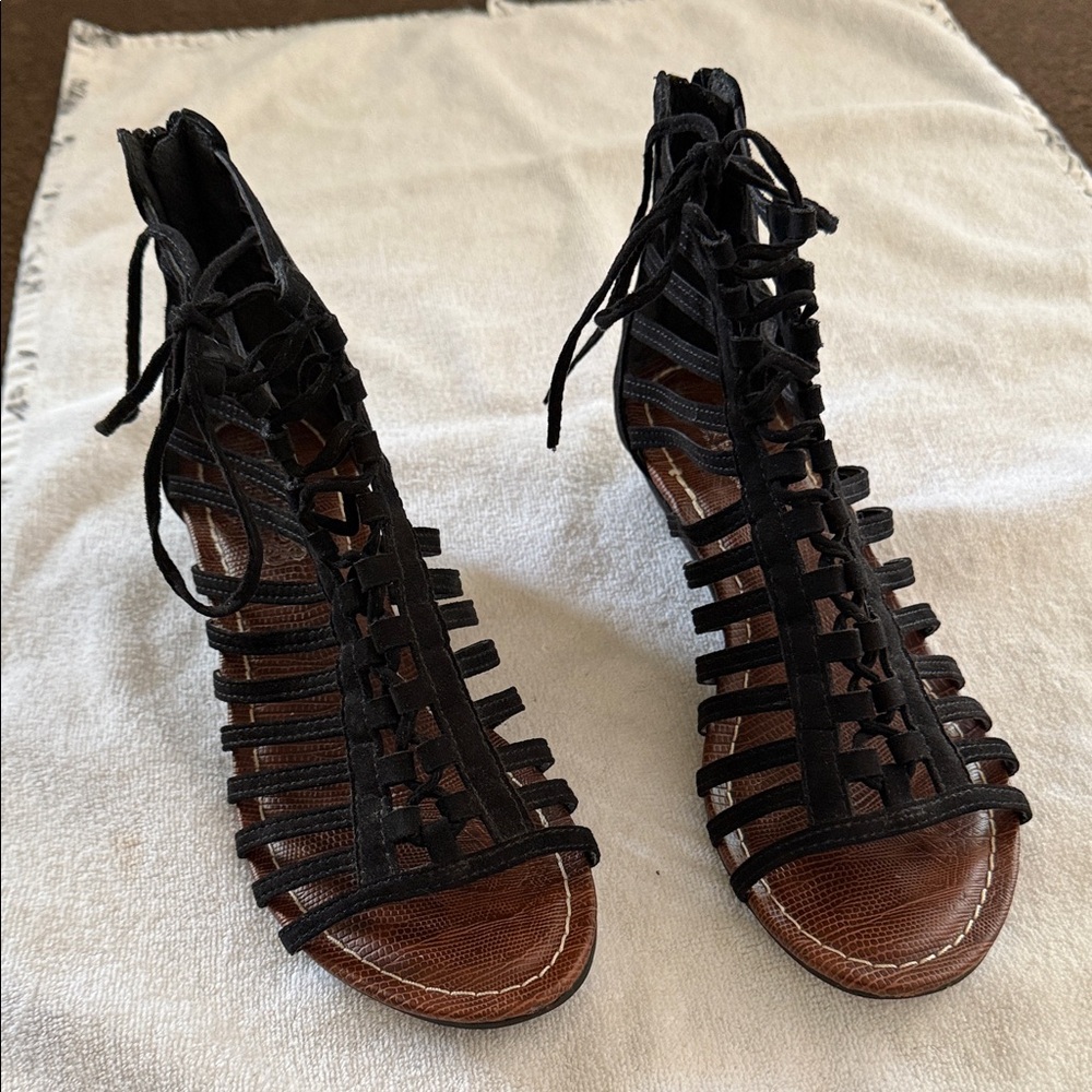 Carlos Santana Black Lace Up Sandals